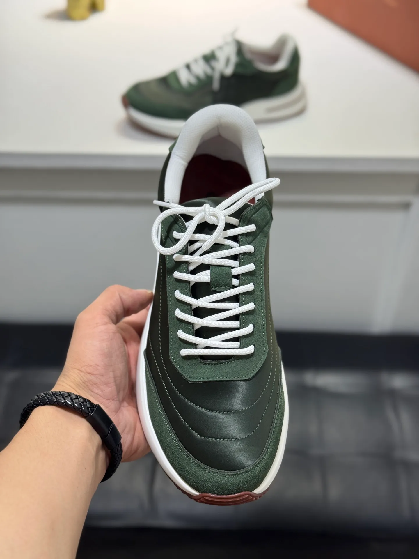 Men's men's shoes 💰440 [New style] 🪳🪳loro piana/LP material: The upper is made of umbrella cloth for routing. Anti-velvet fabric is wrapped on the front and back to ensure stability. The rear is equipped with a cushion to improve wearing comfort. Breathable mesh shoes. Stretch cloth lining𥚃. Latex mesh insole. TPU outsole. Code number: 38-44 (45 customized